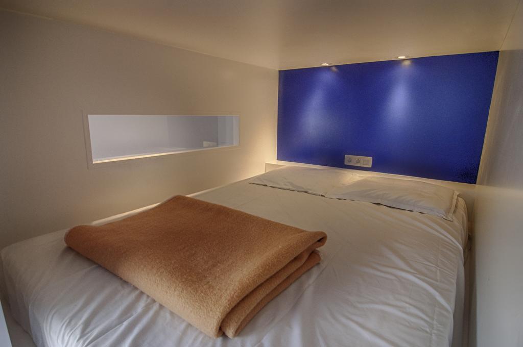 Cama en habitación compartida mixta de 10 camas